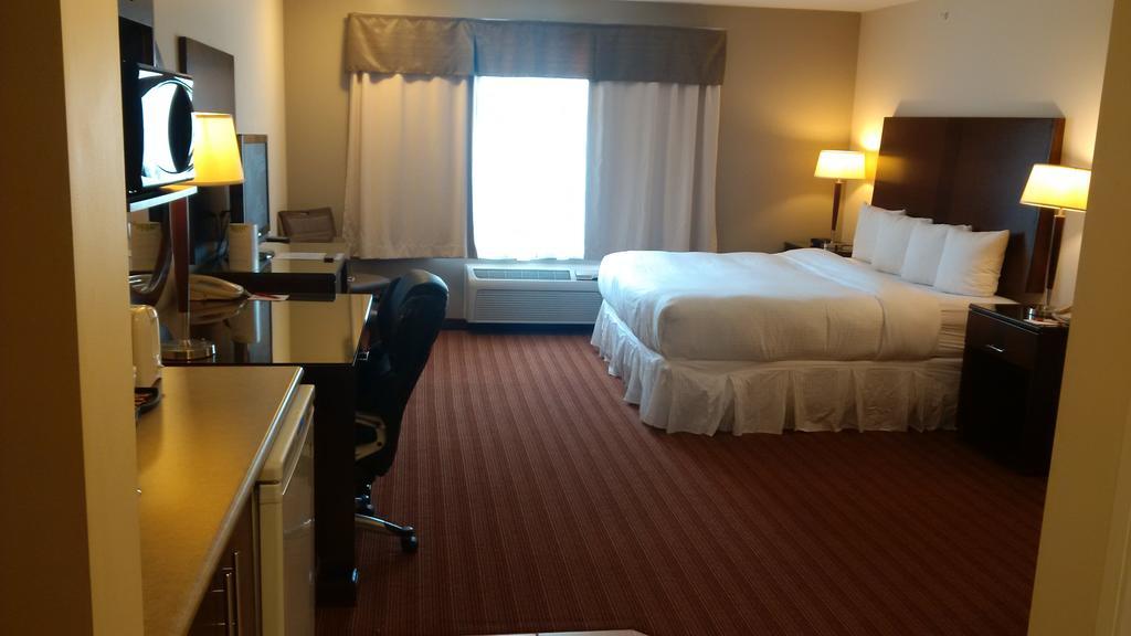Sigma Inn & Suites Hudson'S Hope Hudson Hope Kültér fotó